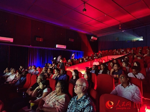 塞舌爾首屆中國(guó)電影節(jié)開(kāi)幕式現(xiàn)場(chǎng)。人民網(wǎng)記者 黃煒鑫攝