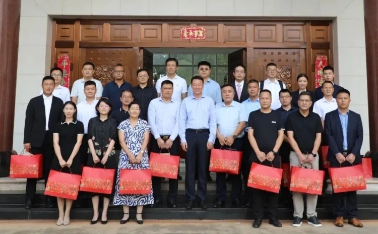 駐尼日利亞使館舉行中秋慰?jī)S活動(dòng)。駐尼使館供圖