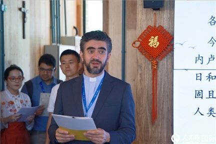 里約天主教大學(xué)校長(zhǎng)安德森·佩德羅索在活動(dòng)現(xiàn)場(chǎng)致辭。人民網(wǎng)記者 陳海琪攝