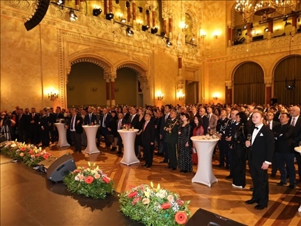 招待會(huì)現(xiàn)場(chǎng)。中國(guó)駐匈牙利大使館供圖