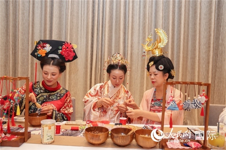 中國傳統(tǒng)文化展示。人民網(wǎng)記者任皓宇攝