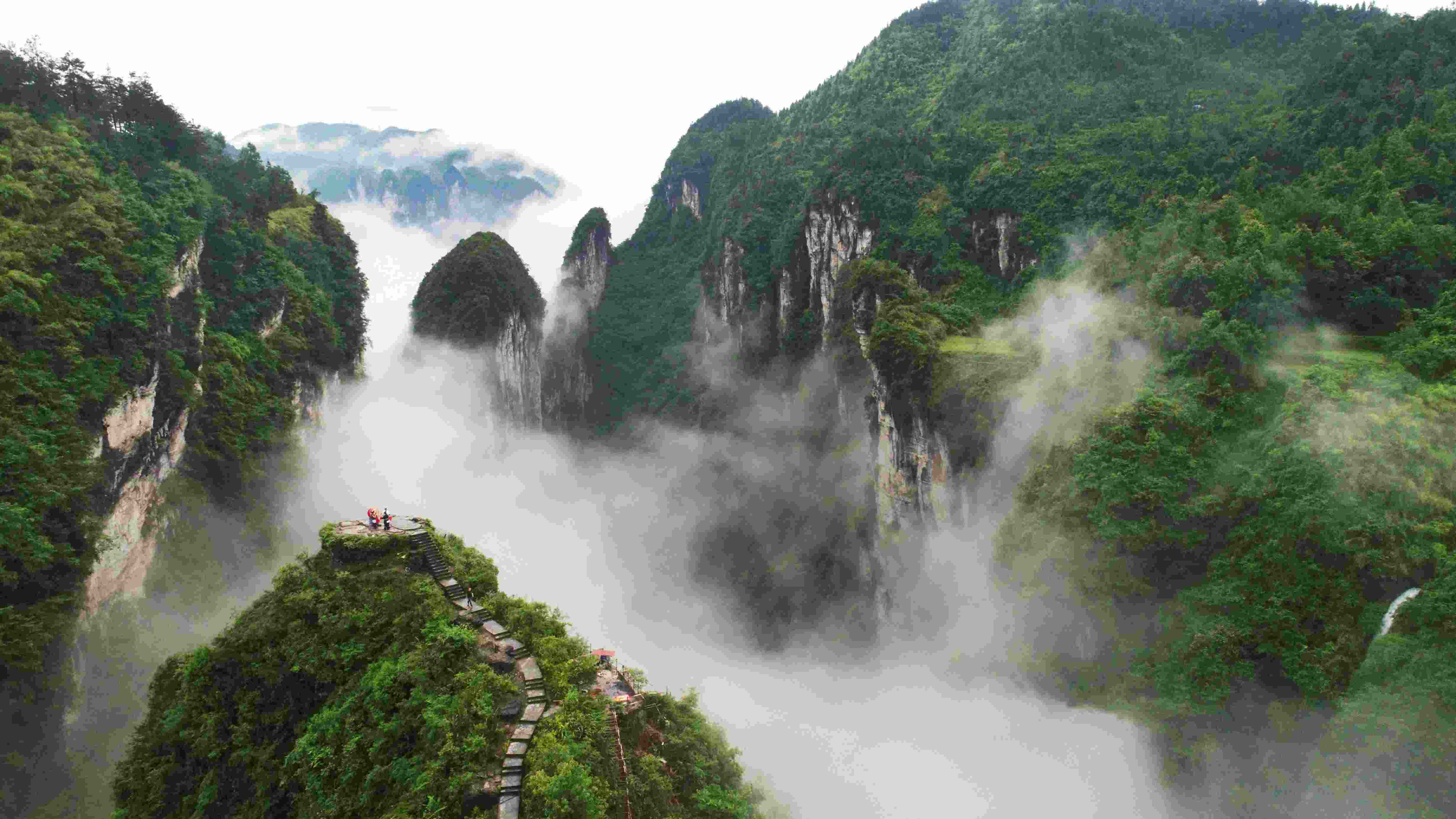 湖南矮寨國家森林公園。受訪者供圖