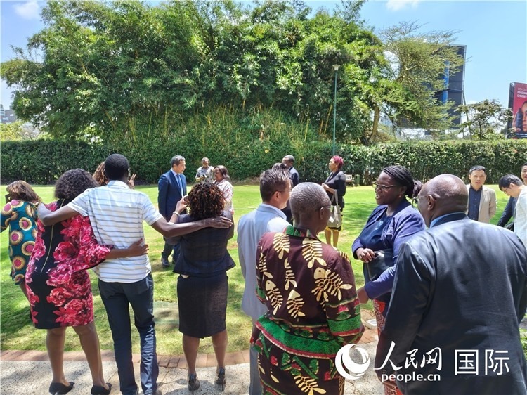 與會嘉賓在交流。陳哲攝