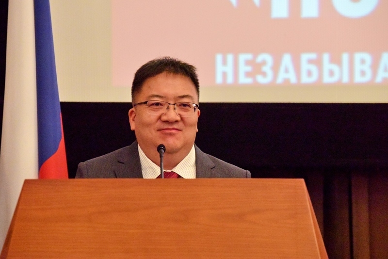 新華出版社社長匡樂成致辭。 主辦方供圖