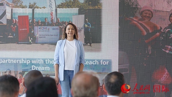 奇瑞南非公司全國(guó)市場(chǎng)經(jīng)理維倫·彼得森發(fā)言。人民網(wǎng) 張茜攝