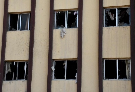 這是11月29日在敘利亞阿勒頗拍攝的一處遭襲建筑。新華社發(fā)