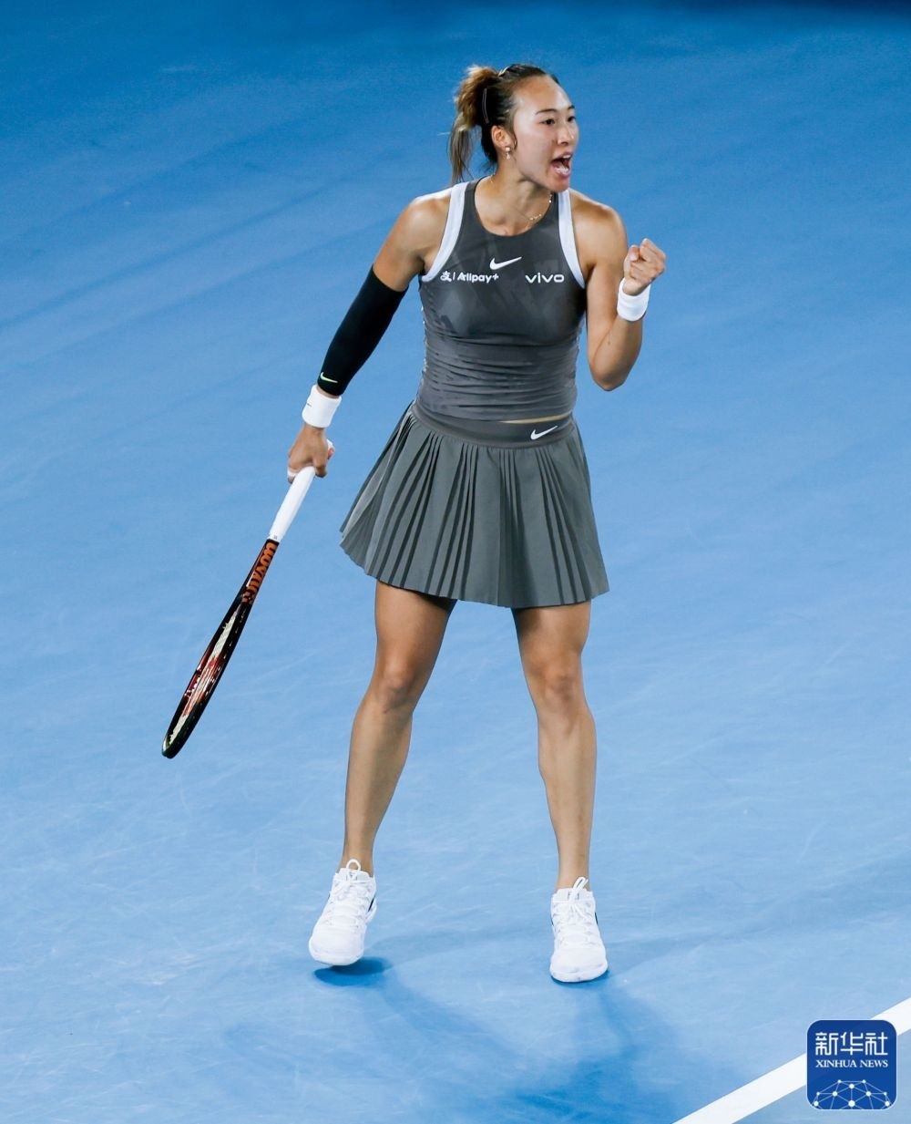 ↑鄭欽文在比賽中慶祝得分。新華社記者 馬平 攝