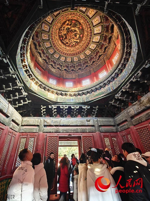 2025年1月，游客正在故宮博物院參觀。人民網(wǎng)記者 韋衍行攝