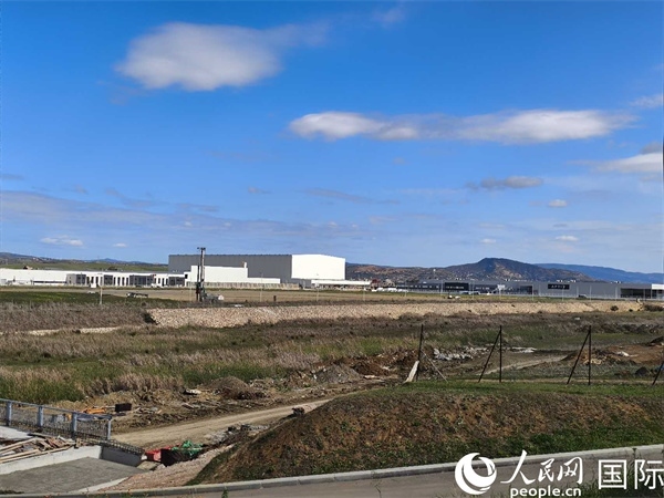 丹吉爾科技城遠眺。人民網(wǎng)記者 黃培昭攝