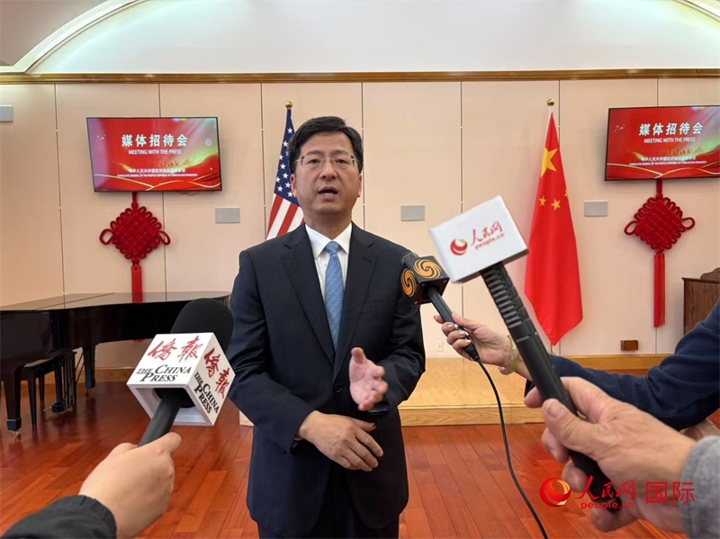 張建敏接受人民網(wǎng)等媒體記者采訪。人民網(wǎng) 鄧圩攝