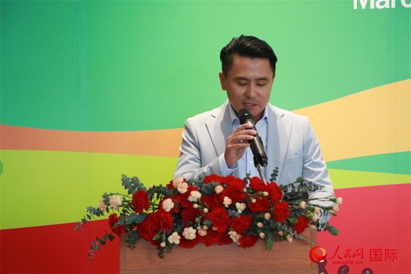 泰國華人青年商會會長刁刻佳發(fā)表講話。朱瀟逸攝