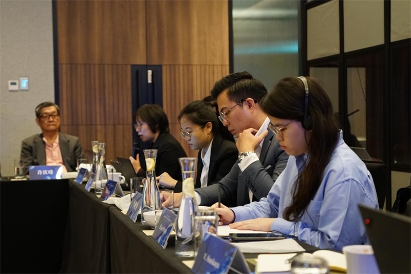 分享會現(xiàn)場，中馬兩國記者認(rèn)真記錄。林俊揚攝