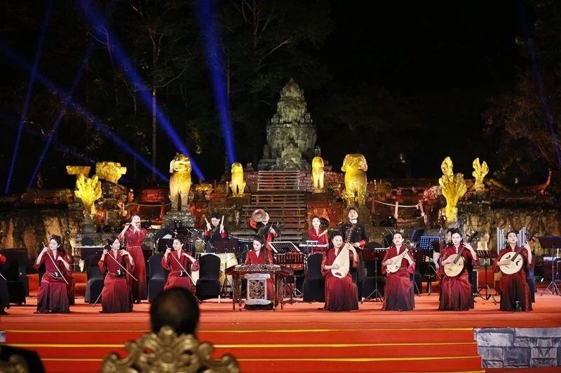 2024年1月13日，在柬埔寨暹粒舉行的“中柬人文交流年”啟動(dòng)儀式。