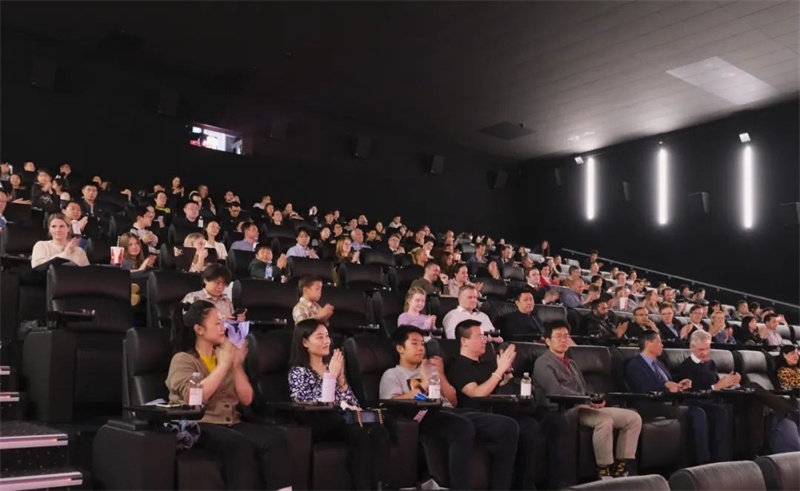 觀影現(xiàn)場(chǎng)。中國(guó)駐丹麥大使館供圖