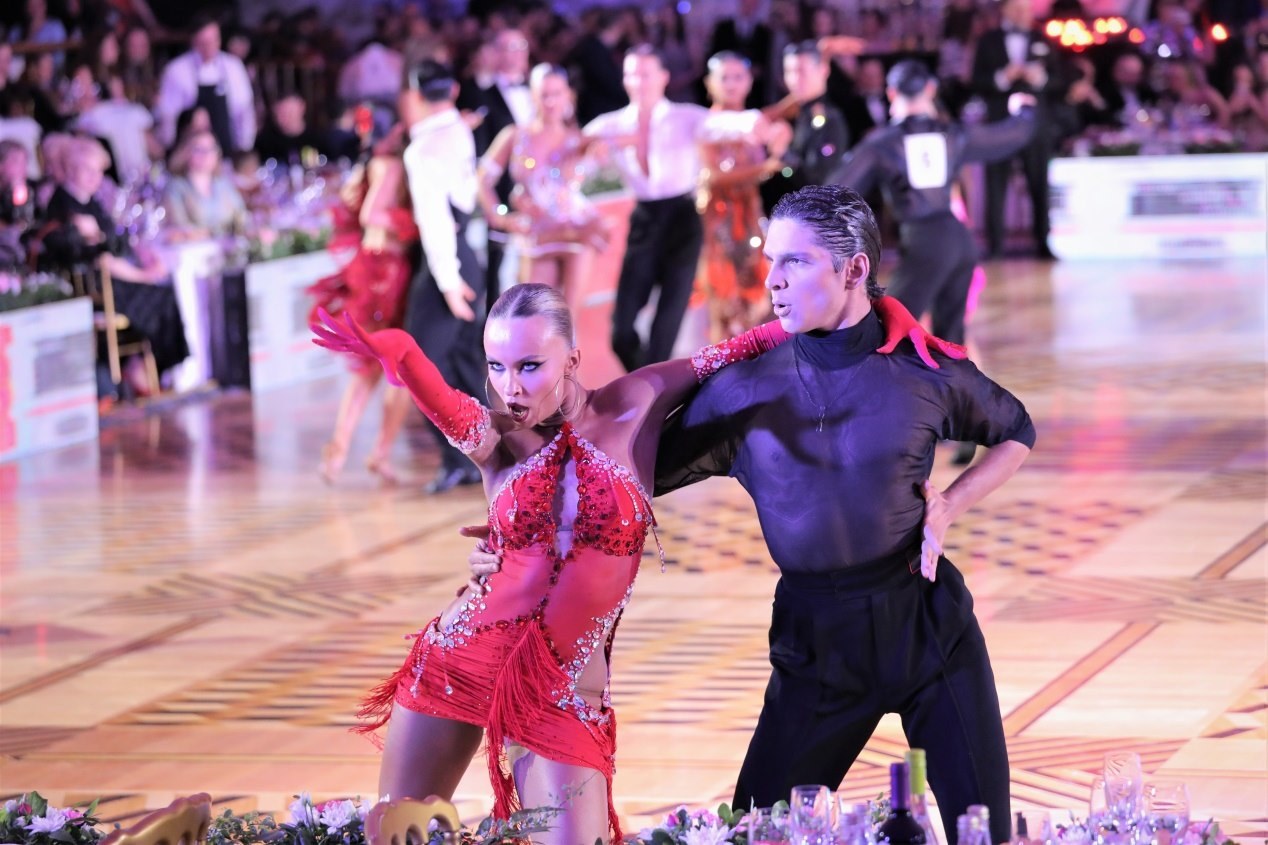 第七屆“克里姆林宮杯”國標舞錦標賽現(xiàn)場。于子恒攝