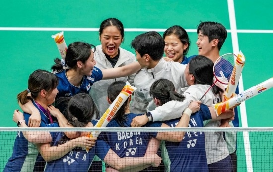 5月3日，韓國隊(duì)?wèi)c祝晉級(jí)決賽。新華社記者 孫非 攝