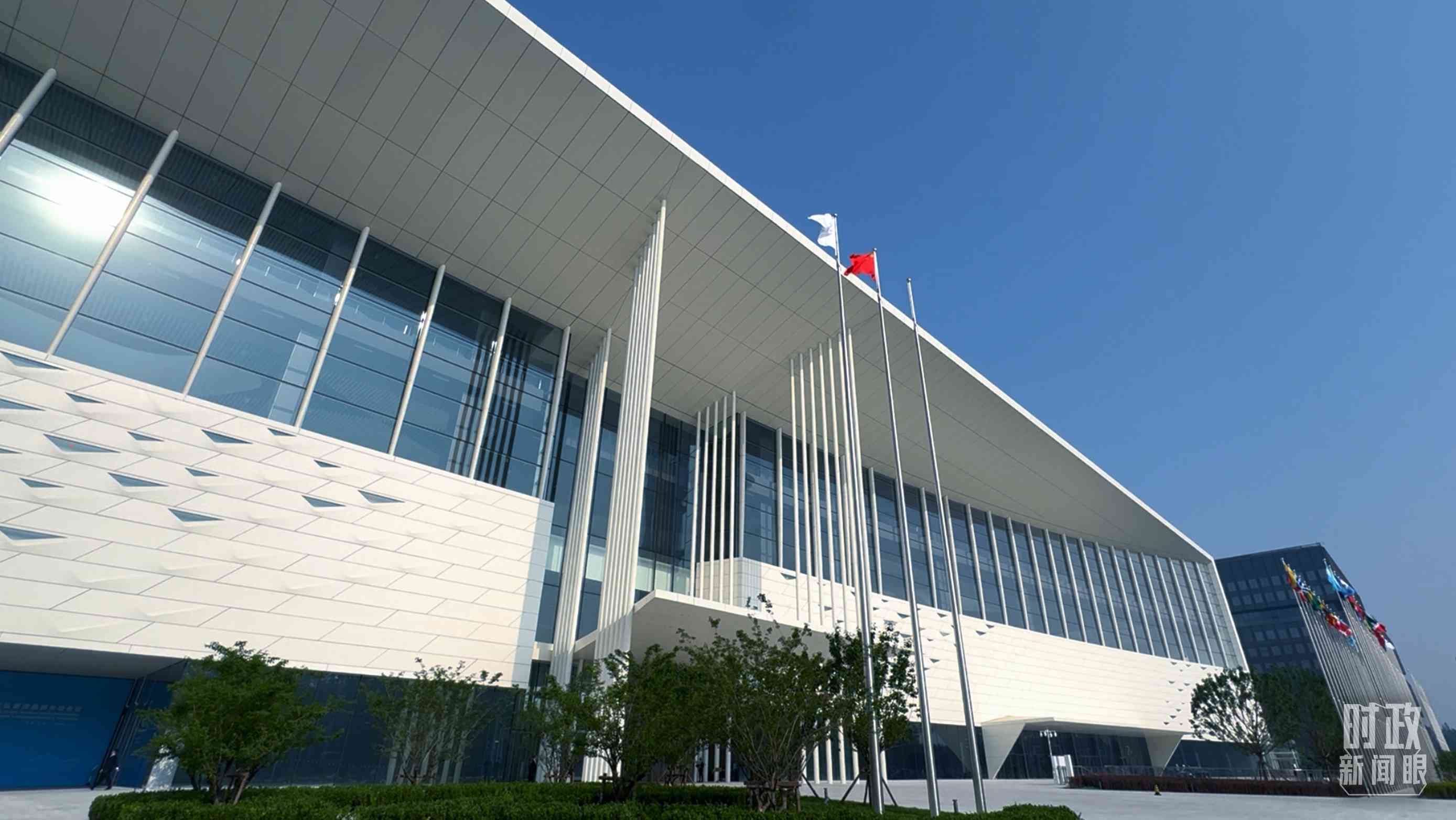 中拉論壇第四屆部長(zhǎng)級(jí)會(huì)議開幕式在國(guó)家會(huì)議中心舉行。（總臺(tái)央視記者蔣碩拍攝）