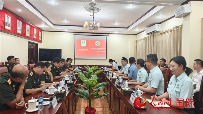 中國(guó)第十三批援助老撾人民軍醫(yī)療專家組在萬(wàn)象舉行見(jiàn)面會(huì)。第十三批援助老撾人民軍醫(yī)療專家組供圖