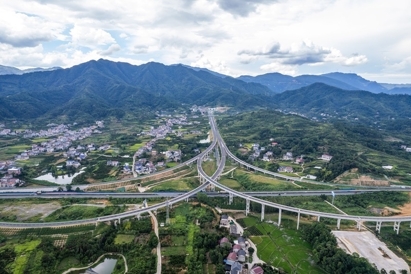 確?；緦?shí)現(xiàn)社會(huì)主義現(xiàn)代化取得決定性進(jìn)展——寫在黨的二十屆四中全會(huì)召開之際